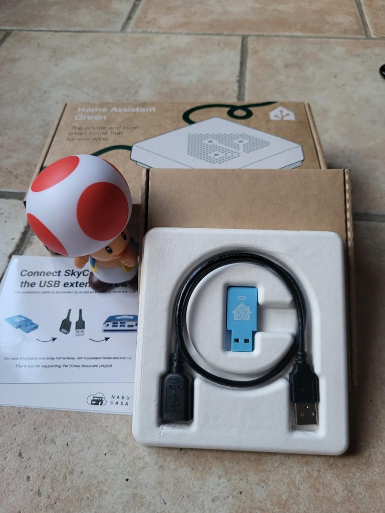 J&rsquo;installe une Nabu Casa Skyconnect sur une Nabu Casa Green