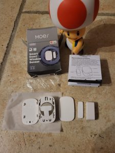 Probé la apertura del sensor Puerta/Ventana Zigbee Moes ZSS-GWM-C