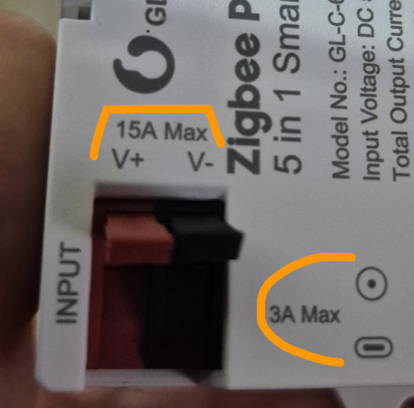 Détail borniers et fusibles GL-C-601P